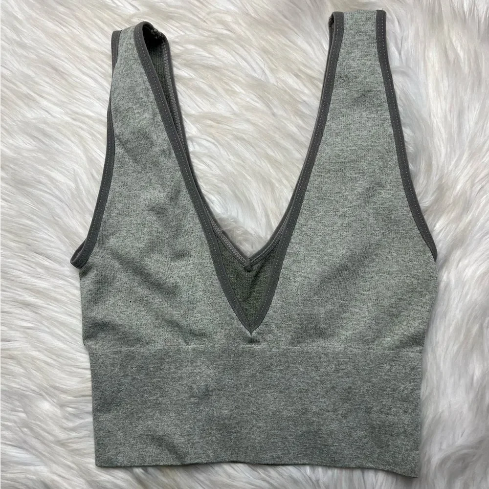 Grey Stretchy V Neck Athletic Sports Bra Grey Size Small